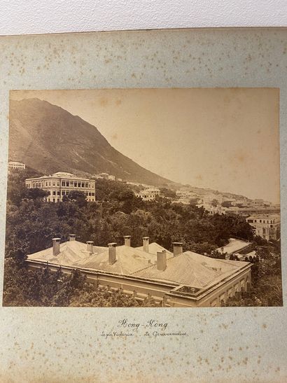 SINGAPOUR (7 pl.) et HONG-KONG (2 pl.) —...