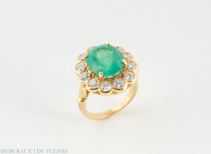 Bague pompadour en or 750°/°° sertie d'une...