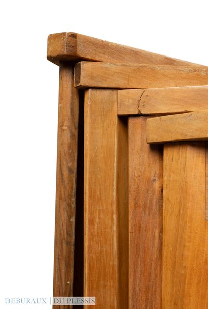 CHAREAU Pierre (1883-1950)
Rare table MB...
