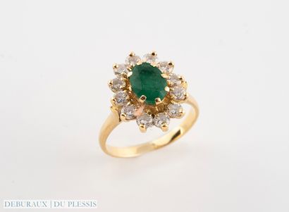 A pompadour ring in 750°/°° gold set with...