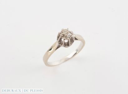 Solitaire ring in 750 °/°° white gold set...