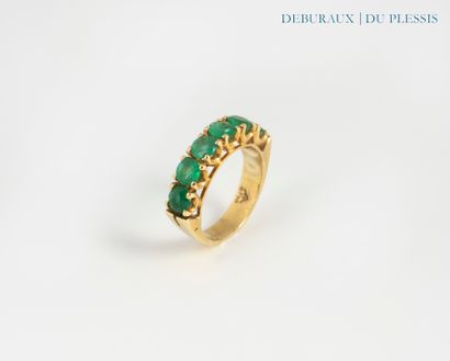 River ring in 750°/°° gold set with a line...