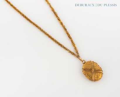 Gold 750°/°° chain and pendant with pearlized...