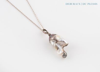 Metal chain and pendant mounted in sterling...