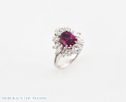 Ring in 750°/°° white gold set with a ruby...