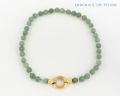 Necklace of aquamarine pearls with melon...