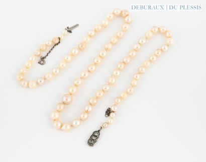 Collier en chute de perles de culture de...