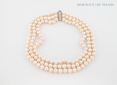 Necklace of three strands of freshwater cultured...