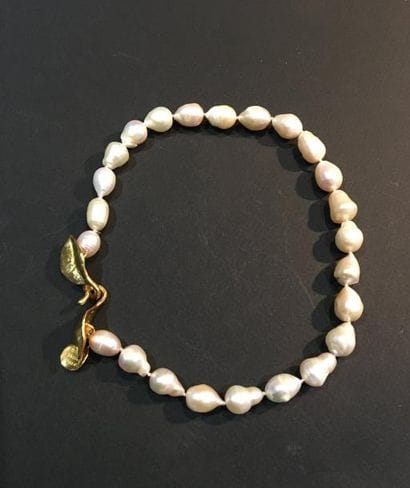 Collier de perles de culture d'eau douce...