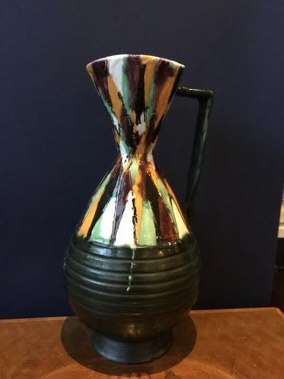 Poterie de Saint Paul.

Vase « Diabolo »...