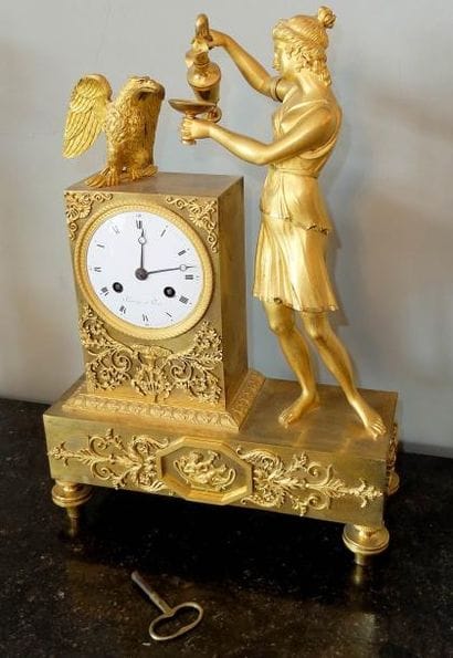 Pendule en bronze doré 
