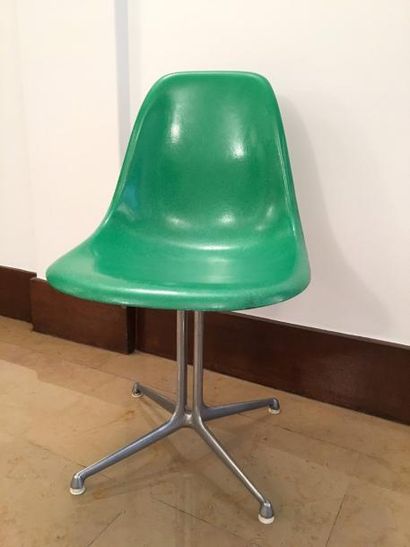 Charles EAMES Edition Hermann Miller

Chaise...