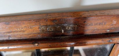 Coiffeuse en bois naturel et placage de loupe...