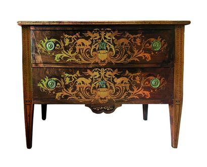 Commode en bois de placage et marqueterie...