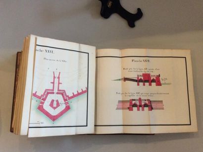 [ANONYME]

Traité des fortifications manuscrit...