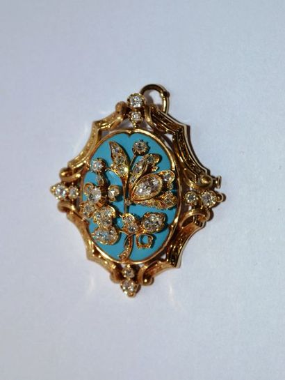 Pendentif feuillagé en or 750 °/°° orné d'un...