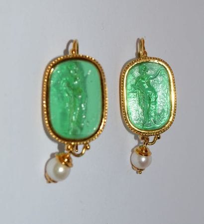 Paire de pendants d'oreilles en or 750 °/°°...