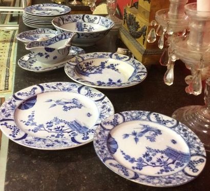 Creil et Montereau, partie service Japon,...