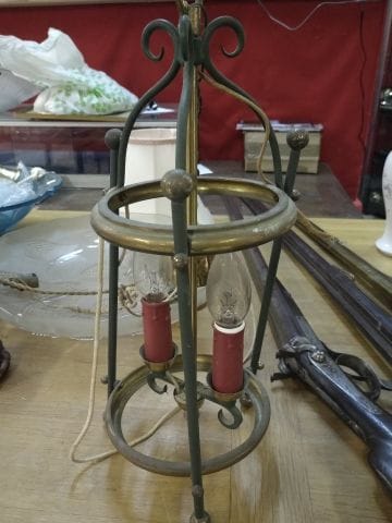 Lanterne (manque le verre).