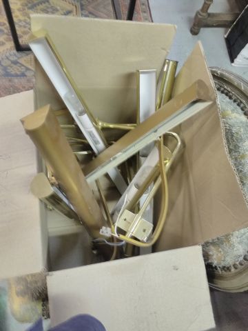 Lot de luminaires à tableaux
