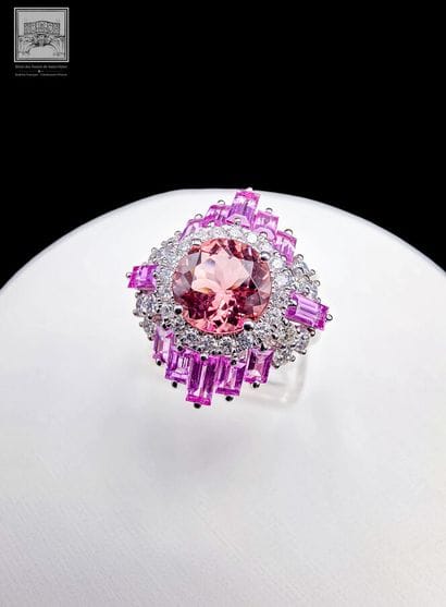 Bague Cocktail en or blanc 750°/.(18K) 4g45...