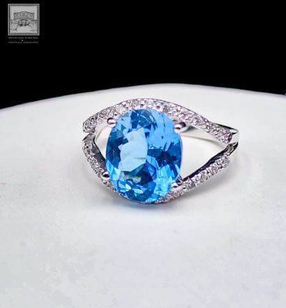Openwork ring in 750°/.(18K) white gold 4g55...