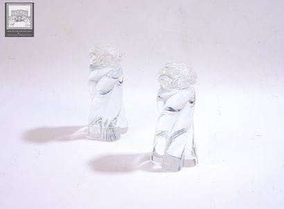 BACCARAT
Paire de falmbeaux en cristal.
Modèle...