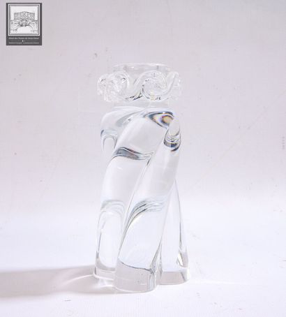 BACCARAT
Paire de falmbeaux en cristal.
Modèle...
