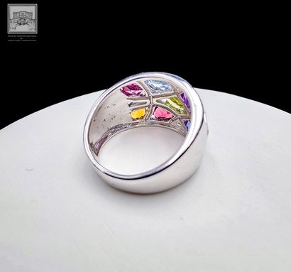 Cocktail ring in rhodium-plated 750°/ (18K)...