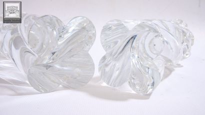 BACCARAT
Paire de falmbeaux en cristal.
Modèle...