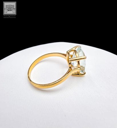 Bague
Or jaune 18K 750/°°°
Poinçon tête d'aigle...