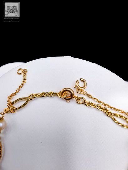 Petit bracelet en or jaune 18K 750/°°° et...