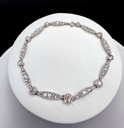 Bracelet 
18K white gold 750/°°°
Eagle-head...