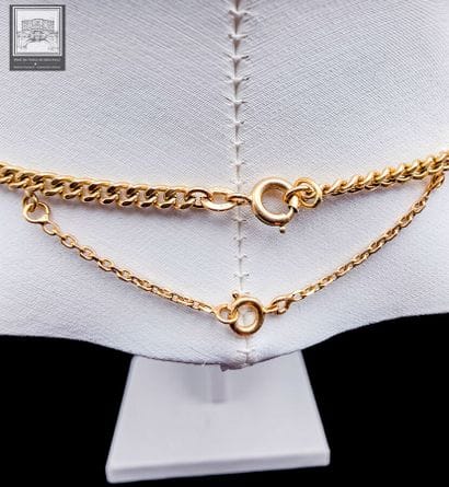 Grande chaîne 
Or jaune 18 K 750/°°°
Poids...