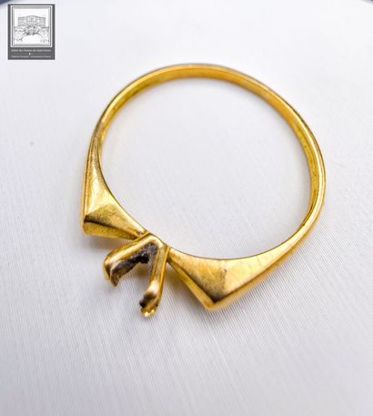 Monture de bague en or jaune 18K 750/°°°...