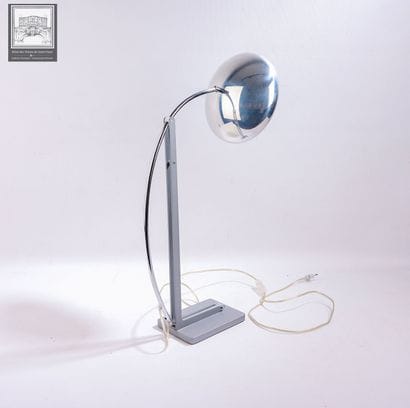 LIGNE ROSET 
Lampe à poser dite liseuse 
Inox...