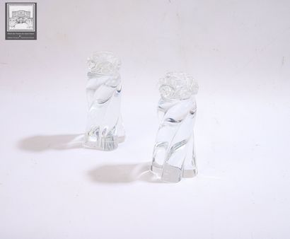 BACCARAT
Paire de falmbeaux en cristal.
Modèle...