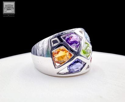 Cocktail ring in rhodium-plated 750°/ (18K)...