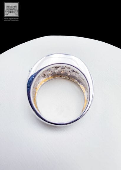 Imposante bague jonc en or jaune rhodié 750°/.(18K)...