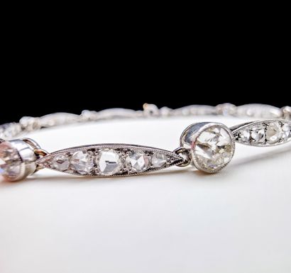 Bracelet 
18K white gold 750/°°°
Eagle-head...