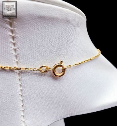 Draped necklace 
18K yellow gold 750/°°°...