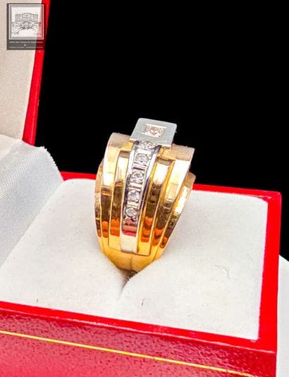 Bague Tank Art Déco en or jaune et gris 750/°°°...