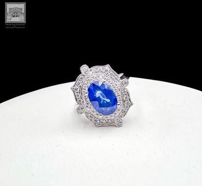 A lovely Art Deco-style ring in 750°/ (18K)...