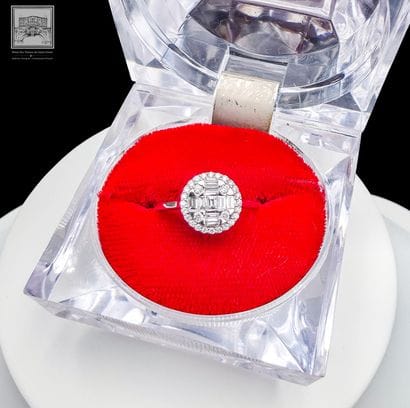 Round ring in 750° white gold (18K, 2.80...