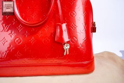 LOUIS VUITTON — Vers 2009

Sac « Alma »,...