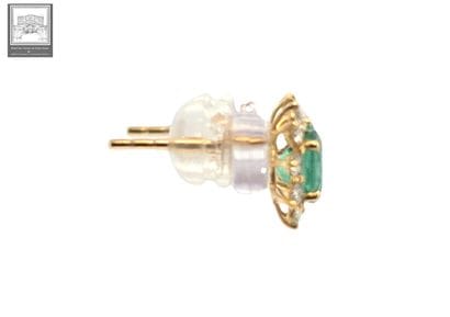Pair of Marguerite earrings in 750°/ (18K)...