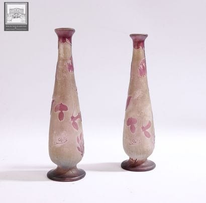 Établissements GALLÉ
Paire de vases soliflores
Verre...
