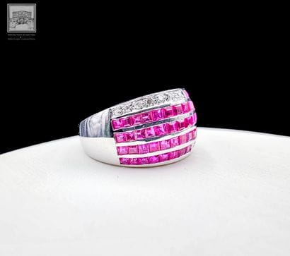 Bague Jonc en or jaune rhodié 750°/.(18K)...