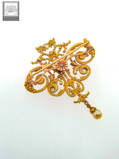 Brooch or pendant
18K yellow gold, 750/°°°...