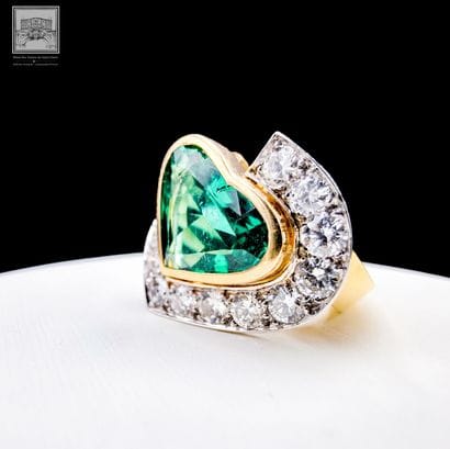 Cocktail ring in 18K yellow and white gold...